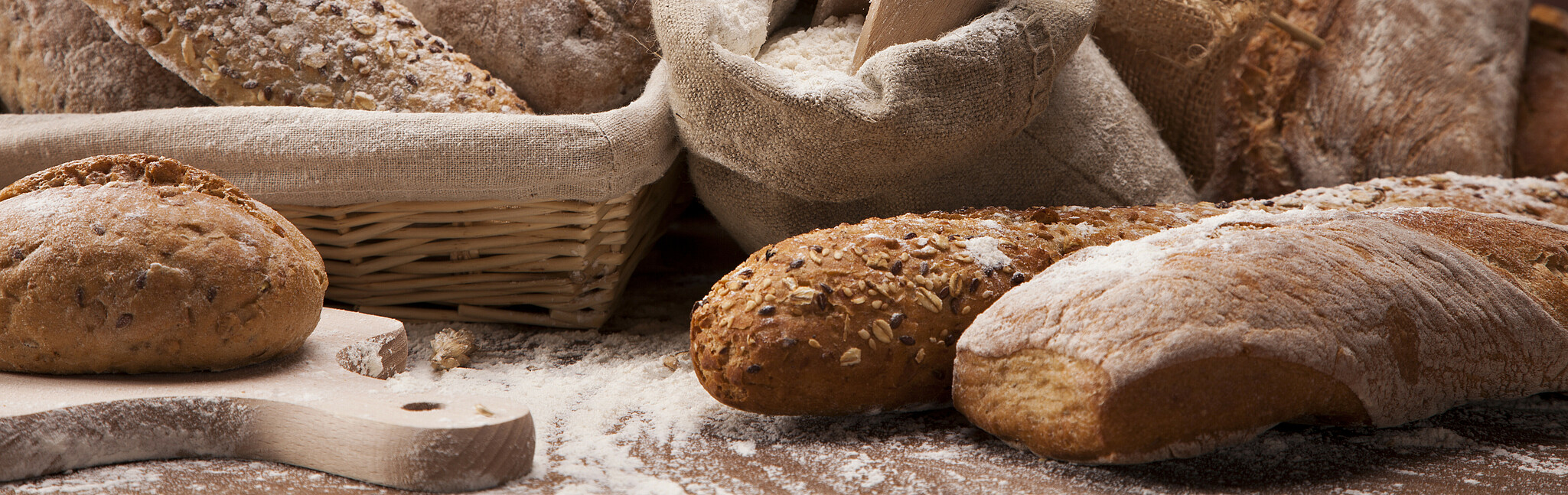 verschiedene Brote und Brötchen